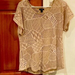EUC! Women’s size S, La Vanya beige lace shirt cover-up!